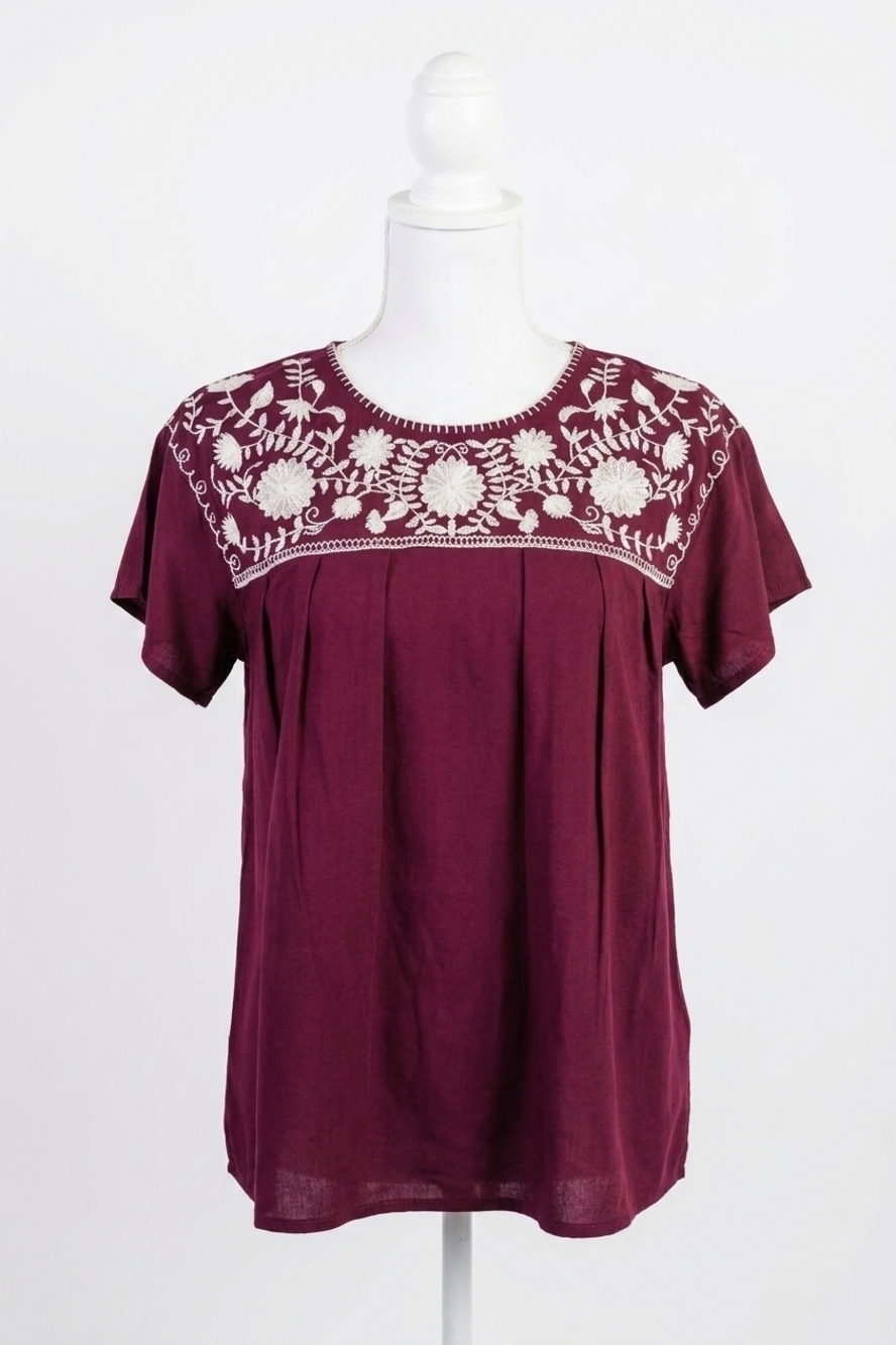 NEW LAYERZ CLOTHING embroidered short sleeve top in maroon